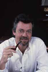 Stephen J. Cannell pipe