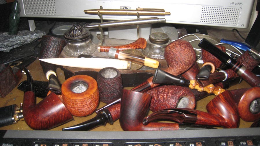 pipes sur mon bureau