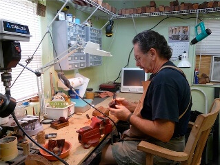 Bob Swanson - Perry White