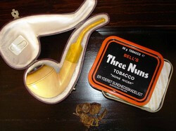 boite tabac three nuns