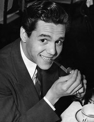 Desi Arnaz pipe