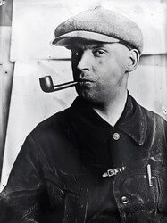 Alexander Rodchenko pipe