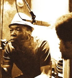 John Lee Hooker pipe