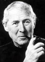 Sir John Antony Quayle pipe