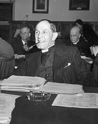 Martin Niemöller pipe