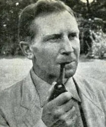Anthony Buckeridge pipe