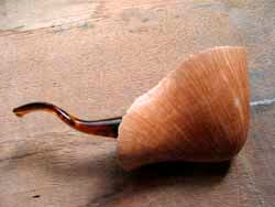 une pipe par Arcangelo Ambrosi