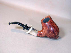 une pipe par Shizuo Arita