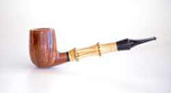 une pipe de Levon Asikyan