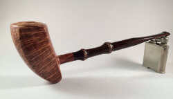 une pipe de Chris von Atzigen