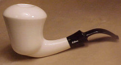 une pipe par Fikri Baki