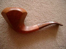 une pipe par Rainer Barbi
