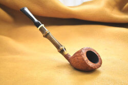 une pipe de Grant Batson