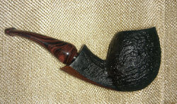 une pipe par Wolfram Benz