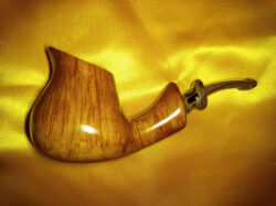 une pipe par Wolfram Benz