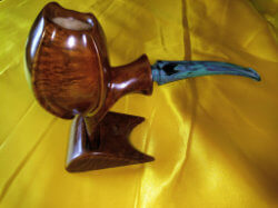 une pipe par Wolfram Benz
