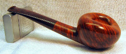 une pipe d'Alexander Bestik