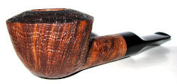 une pipe d'Alexander Bestik