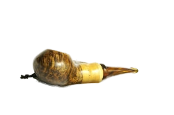 une pipe par Alexander Bondarev
