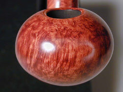 une pipe par Léo Borgart