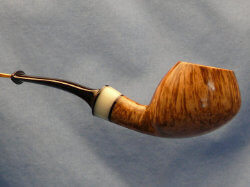 une pipe par Christopher Brunton