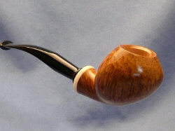 une pipe par Christopher Brunton