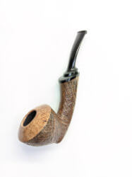 une pipe par Mikhail Cebanenko - Cemih Pipes