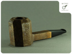 une pipe par Marek Cikl - McIKL Pipes