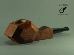 une pipe par Marek Cikl - McIKL Pipes