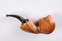 une pipe par Kolyo Demirev