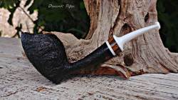 une pipe par Dominik Kobryn - Dominik Pipes