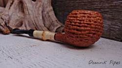 une pipe par Dominik Kobryn - Dominik Pipes