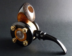 une pipe de Stephen Downie