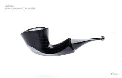 une pipe par Alexander Drobot