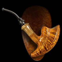 une pipe par Hans Nielsen - Former