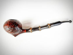 une pipe de Dustin Franc - D.R. Franc Pipes