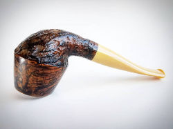 une pipe de Dustin Franc - D.R. Franc Pipes