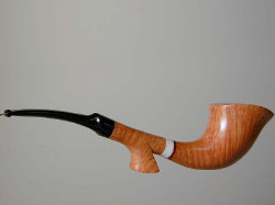 une pipe par Corrado Frignani