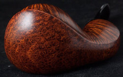 une pipe par Love & Sara Geiger