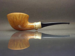 une pipe par Charl Goussard