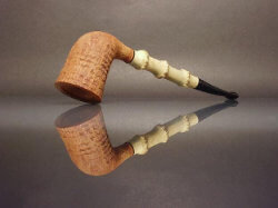 une pipe par Charl Goussard