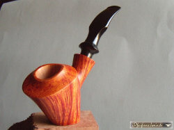 une pipe par Holger Gunia