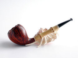 une pipe par Valeriy Shevchenko - Yabuhebi