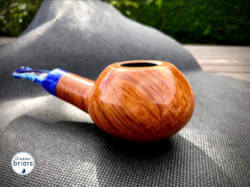 une pipe par Chris Herriot - Oiseau Briars