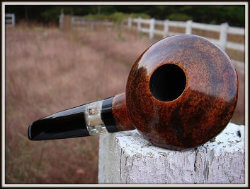 une pipe par Adrian James