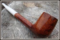 une pipe par Adrian James