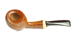 une pipe par Martin Paljesek - Jesek Pipes