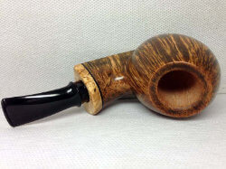 une pipe par Andreï Kadnikov