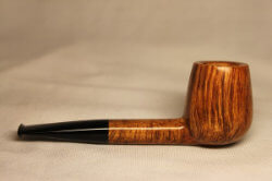 une pipe par Andreï Kadnikov
