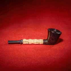une pipe par Saeed Keresaspa Nazarli - Keresaspa Pipes